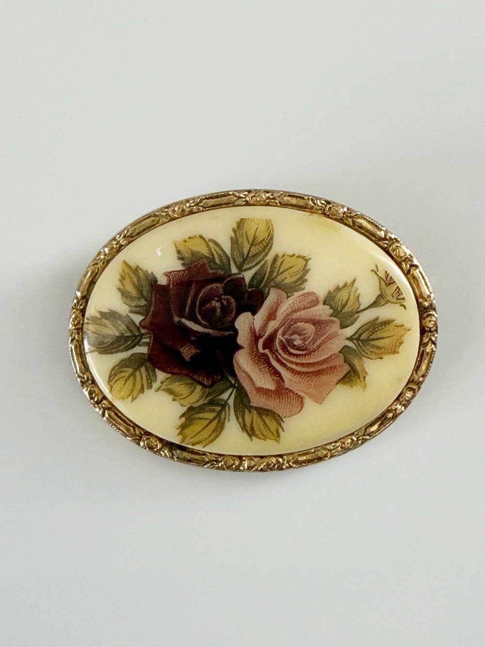Vintage Porcelain Roses Floral Gold Tone Oval Victorian Style Brooch Pin